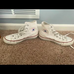 Converse Women’s Size 6